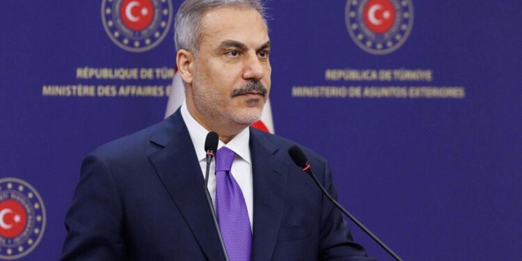 Bakan Fidan, Gazze konulu İİT toplantısına başkanlık edecek
