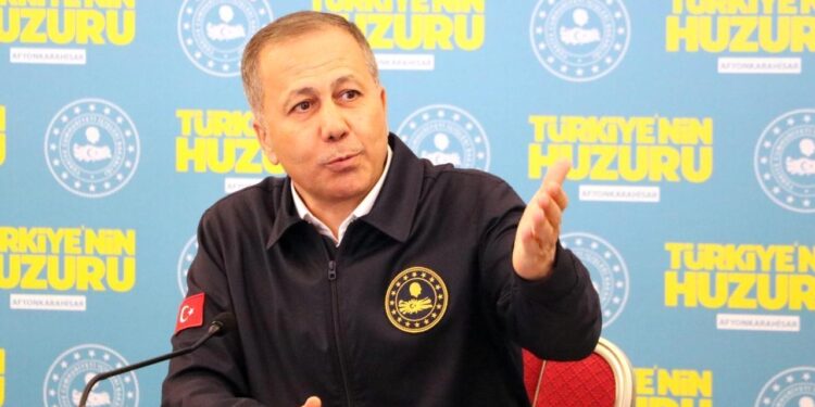 Bakan Yerlikaya duyurdu! O kişilere geçit yok: Özel takip mekanizmaları kurduk