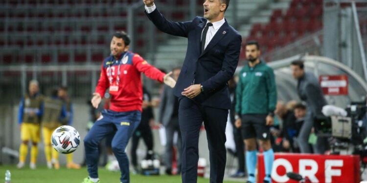 Başakşehir’in rakibi korkusunu gizlemedi: ‘Onlar maçın favorisi’