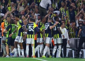 Benfica maçı öncesi Fenerbahçe’nin UEFA kadrosunda değişiklik