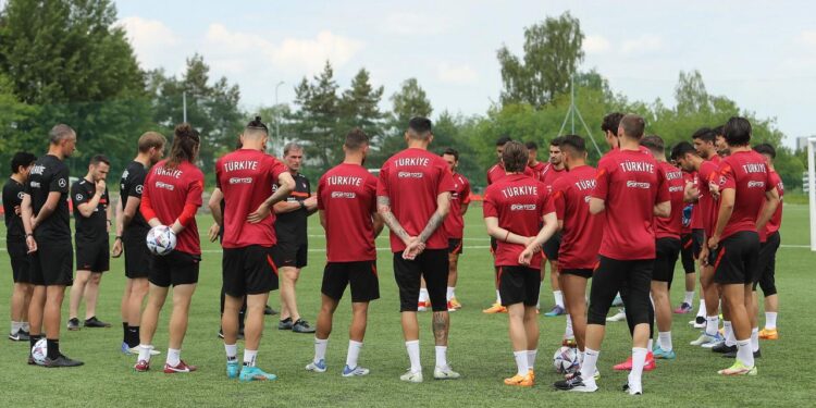 Beşiktaş’a gelmişti: Milli yıldızı Galatasaray da istemiş