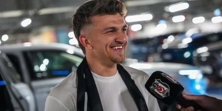 Beşiktaş’ta şampiyonluk yaşamıştı! Yuvaya geri döndü