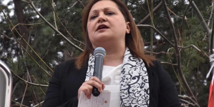 CHP’li belediyeden Mevlid Kandili öncesi Kur’an kurslarını tahliye kararı!