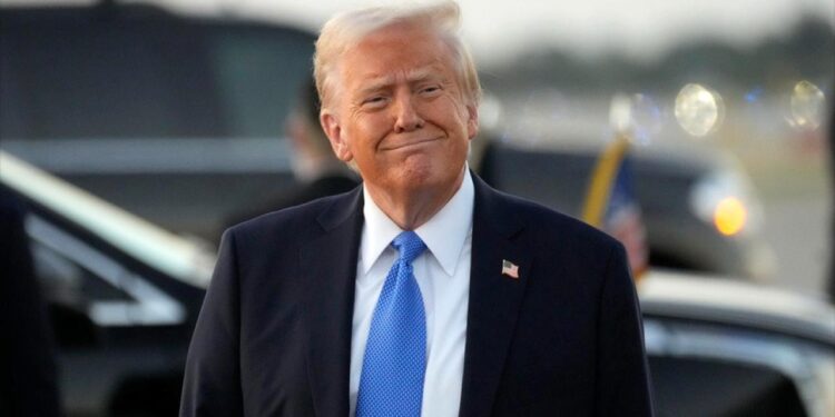 Donald Trump servetini katladı!