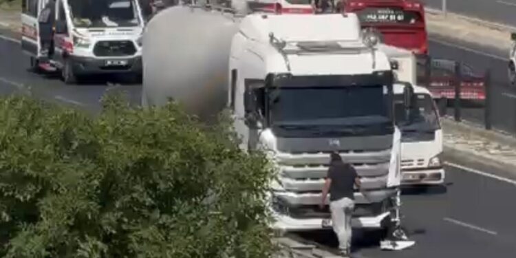 Düzce’de tır ve otomobil çarpıştı: 7 yaralı