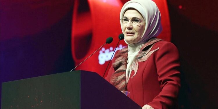 Emine Erdoğan’dan videolu ‘Çin’ paylaşımı