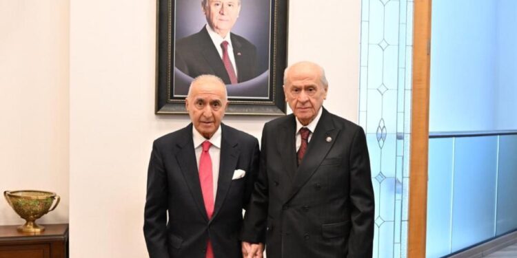 Eski CHP Genel Başkanından MHP lideri Bahçeli’ye ziyaret