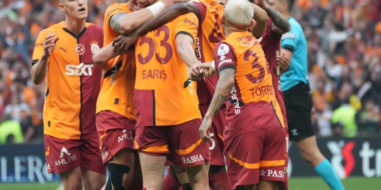 Galatasaray, Kayserispor maçının kamp kadrosunu açıkladı! Barış Alper Yılmaz kararı