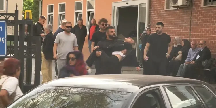 Güllü’nün Acı Kaybı Ailesini Yıktı: Gasilhanede Yıkım