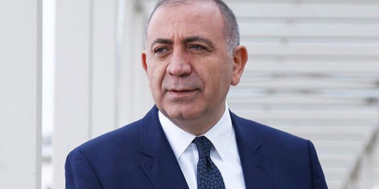 Gürsel Tekin’den yeni açıklama: O binaya gideceğiz!