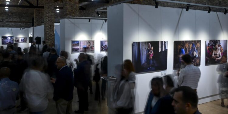 İstanbul Photo Awards 2025’in ikinci sergisinin resmi daveti İstanbul’da gerçekleştirildi