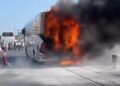 İstanbul’da otobüs yangını! Tramvay seferleri durduruldu