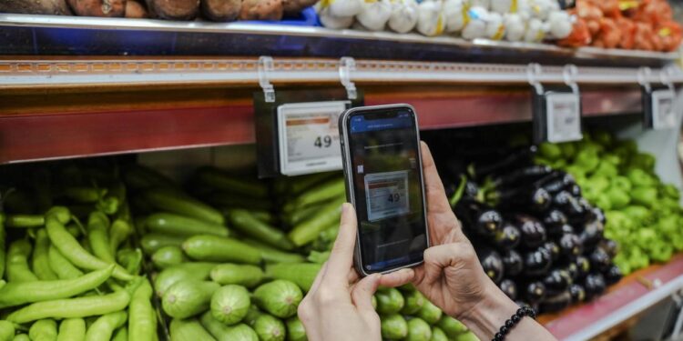 İzmir ve İstanbul’daki marketlerde fiyat denetimleri sürüyor