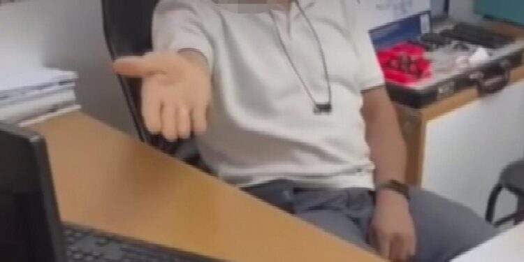 Konya’da ‘Teşhircileri muayene etmiyorum’ diyen doktora soruşturma