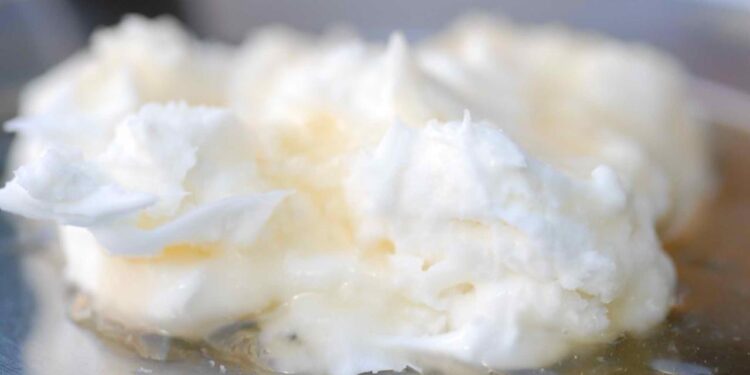 Krema ve kaymak etiketlerinde yeni dönem