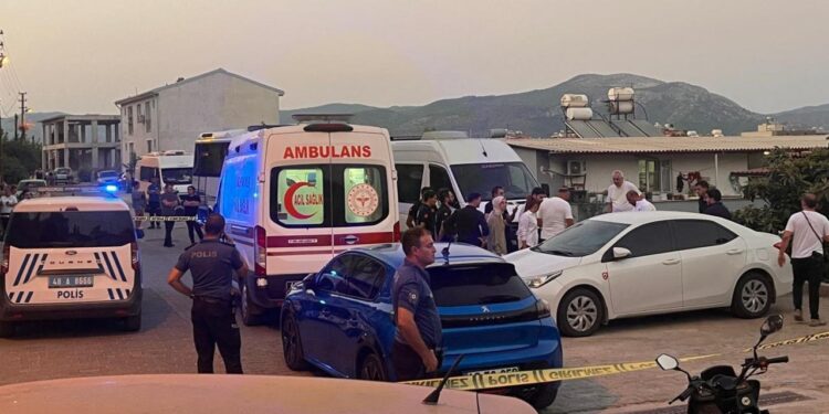 Muğla’da sokakta kadın cinayeti