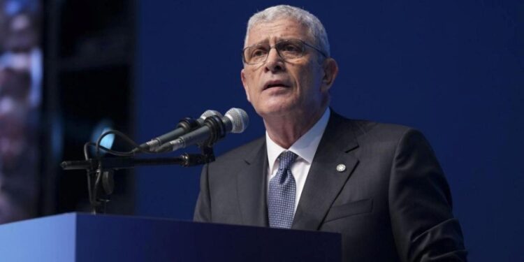 Müsavat Dervişoğlu’nun burnunda tümör tespit edildi