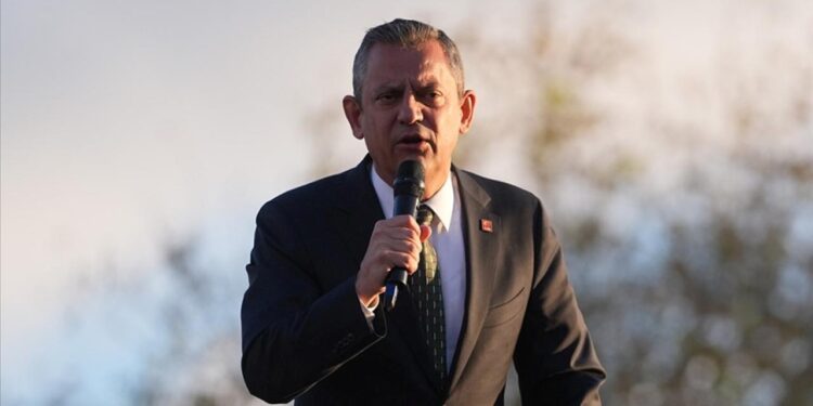 Özgür Özel’den İmamoğlu’na bir ziyaret daha!