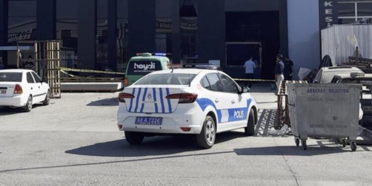 Parasını alamayan iki kardeş kurşun yağdırdı!