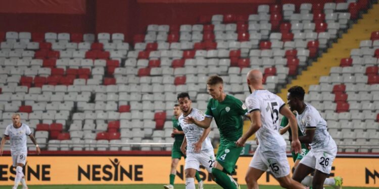 SGK’ya borcunu ödemeyen 1. Lig ekibi icralık oldu