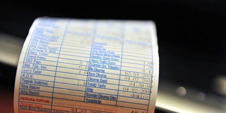 Sıcak hava faturaya yansıdı! Elektrik tüketimi rekor seviyeye çıktı