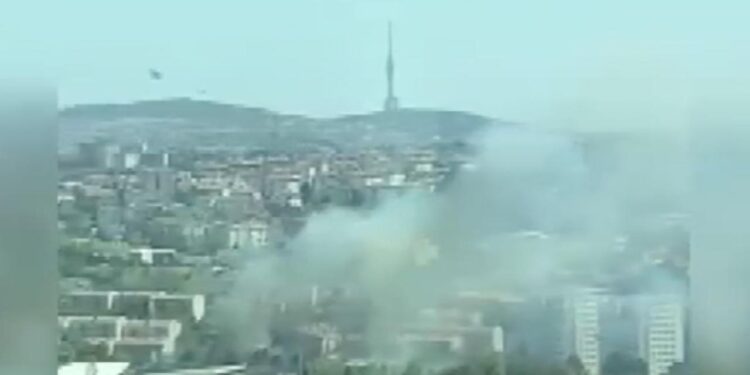 SON DAKİKA: İTÜ’de otluk alanda korkutan yangın: Helikopterlerin desteğiyle söndürüldü