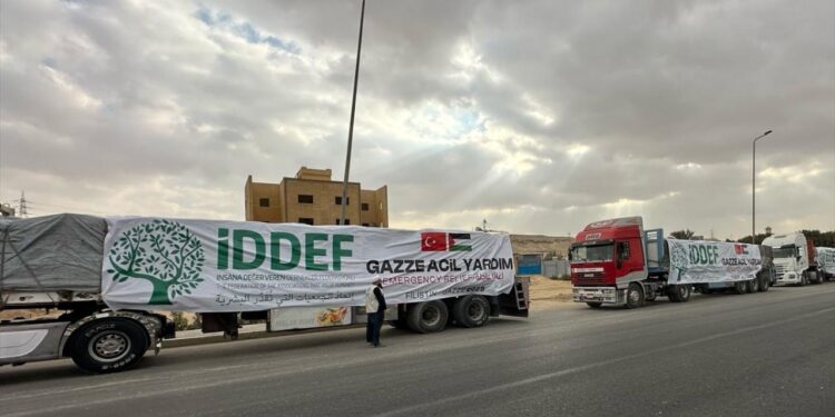 Türkiye’deki STK’ler Gazze’deki gıda krizine aralıksız yardım ediyor