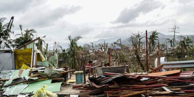 Vietnam’da Kajiki kaosu… Tayfun nedenli 500 bin tahliye!