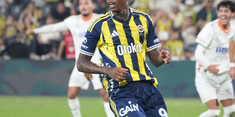 15 milyon Euro kazanan Talisca kabustan uyanamıyor: 12 istatistikte 0 çekti