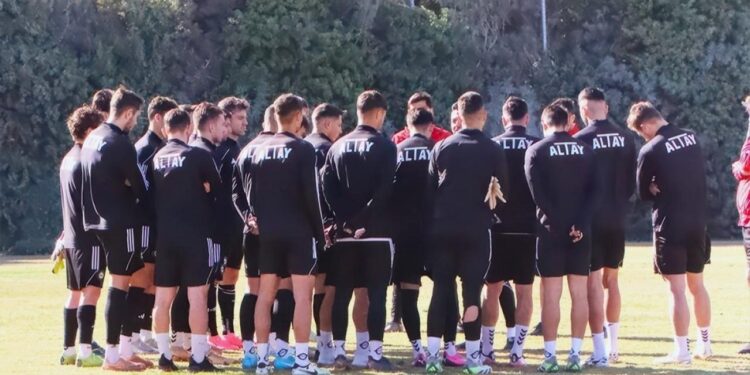 3 yıl önce Süper Lig’de oynuyorlardı: 3. Lig’e mağlubiyetle başladılar