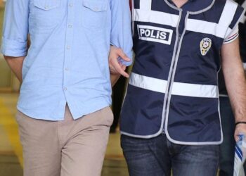 6 yıldır aranıyordu: FETÖ şüphelisi saklandığı evde yakalandı