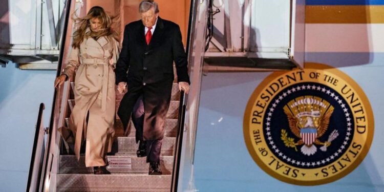 ABD Başkanı Donald Trump İngiltere’de! Protestolarla karşılandı!