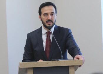 AK Partili Özdemir: ‘Boş vaatlerin değil, namus bilip yerine getiren partiyiz!’