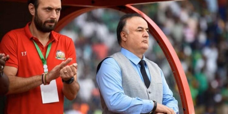 Azerbaycan’da Santos’un yerine ilk aday: Engin Fırat