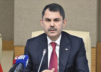 Bakan Kurum: 8 plajımızı halkımızın ücretsiz kullanımına açtık