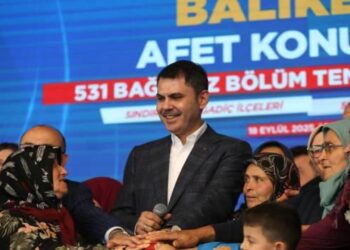 Bakan Kurum: Evlerimizi 1 yıl içerisinde teslim edeceğiz!