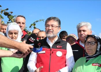 Bakan Yumaklı: 46,5 milyar lirayı üreticilerimizin hesaplarına geçirmiş olacağız