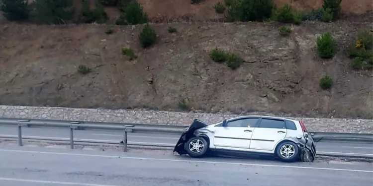 Afyonkarahisar’da trafik kazası sonrası 2 yaralı