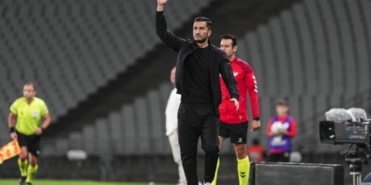 Başakşehir nefes aldı! Nuri Şahin galibiyetle başladı