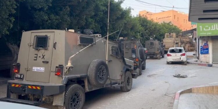 Batı Şeria’da yeni baskın! Öğrencileri alıkoydu!