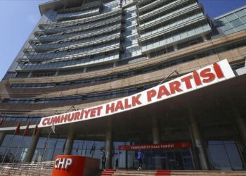 CHP’de gözler yarına çevrildi