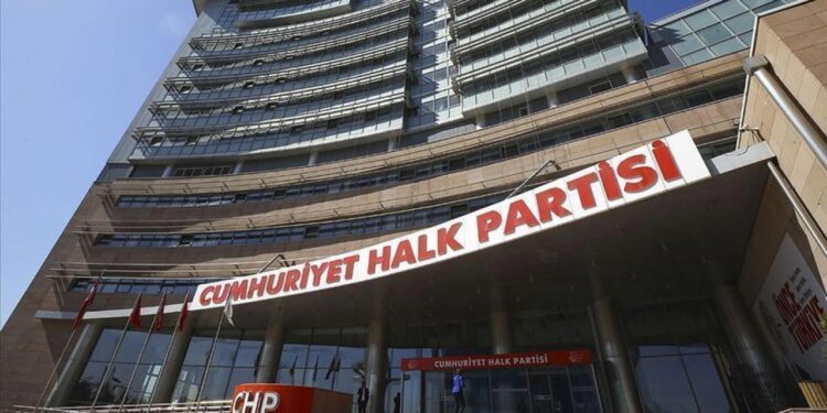 CHP’de gözler yarına çevrildi