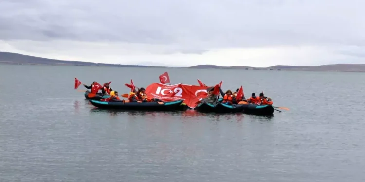 Çıldır’da Cumhuriyet Bayramı İçin Kano Etkinliği Düzenlendi