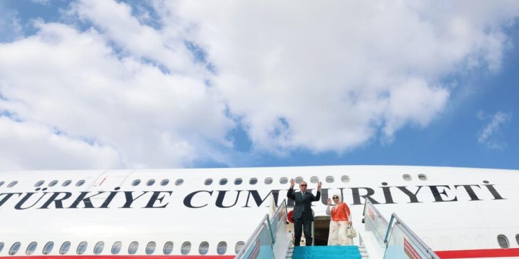 Cumhurbaşkanı Erdoğan Katar’a gitti