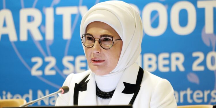 Emine Erdoğan, BM’de dünyaya seslendi: ‘Aile kuşatma altında!’