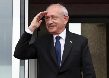 Eski dost düşman oldu: İyi de siz bu adamı Cumhurbaşkanı yapacaktınız