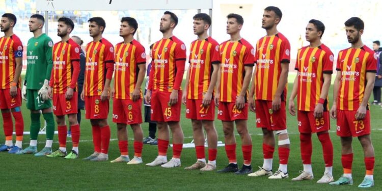 Eski Süper Lig ekibine puan silme cezası: -30’la son sıradalar