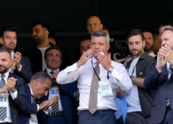 Fenerbahçe başkan adayı Sadettin Saran’a yoğun ilgi