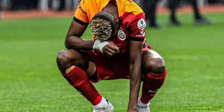 Galatasaray’a derbi öncesi Nijeryalı yıldız şoku
