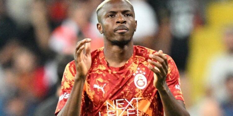 Galatasaray’da Osimhen şoku! Yeniden hastane yolu göründü: Taraftar endişeli